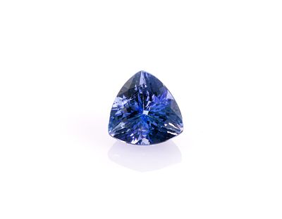 Unmounted Tanzanite. Triangle, 4.04 carats, transparent. From a selection of fine gemstones of a 