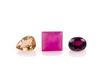 3 Unmounted Gemstones. Includes (1) Sapphire, square, 3.66 carats, no evidence of heat 