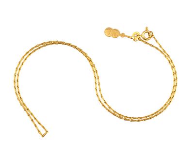 18K Gold Chain Necklace. 15 3/8" length chain necklace in 18k yellow gold. Weight is 3.6 grams.