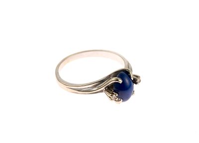 14K White Gold Blue Star Sapphire Ring. Size 5.5. 3.0 grams total.
