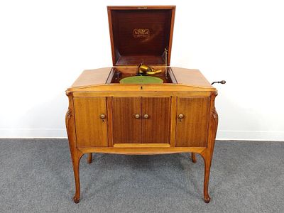 Victrola VV-300 Floor Model Phonograph & Records. 42" wide X 23-1/4" deep X 37" high. Working.
