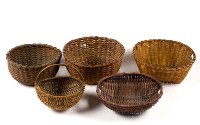 (Early Republic Era) 5 Antique Woven Baskets. From a private collection. The largest basket 