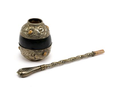 Silver and Gold Yerba Mate Gourd. Argentina Yerba mate gourd and straw with silver work and gold 