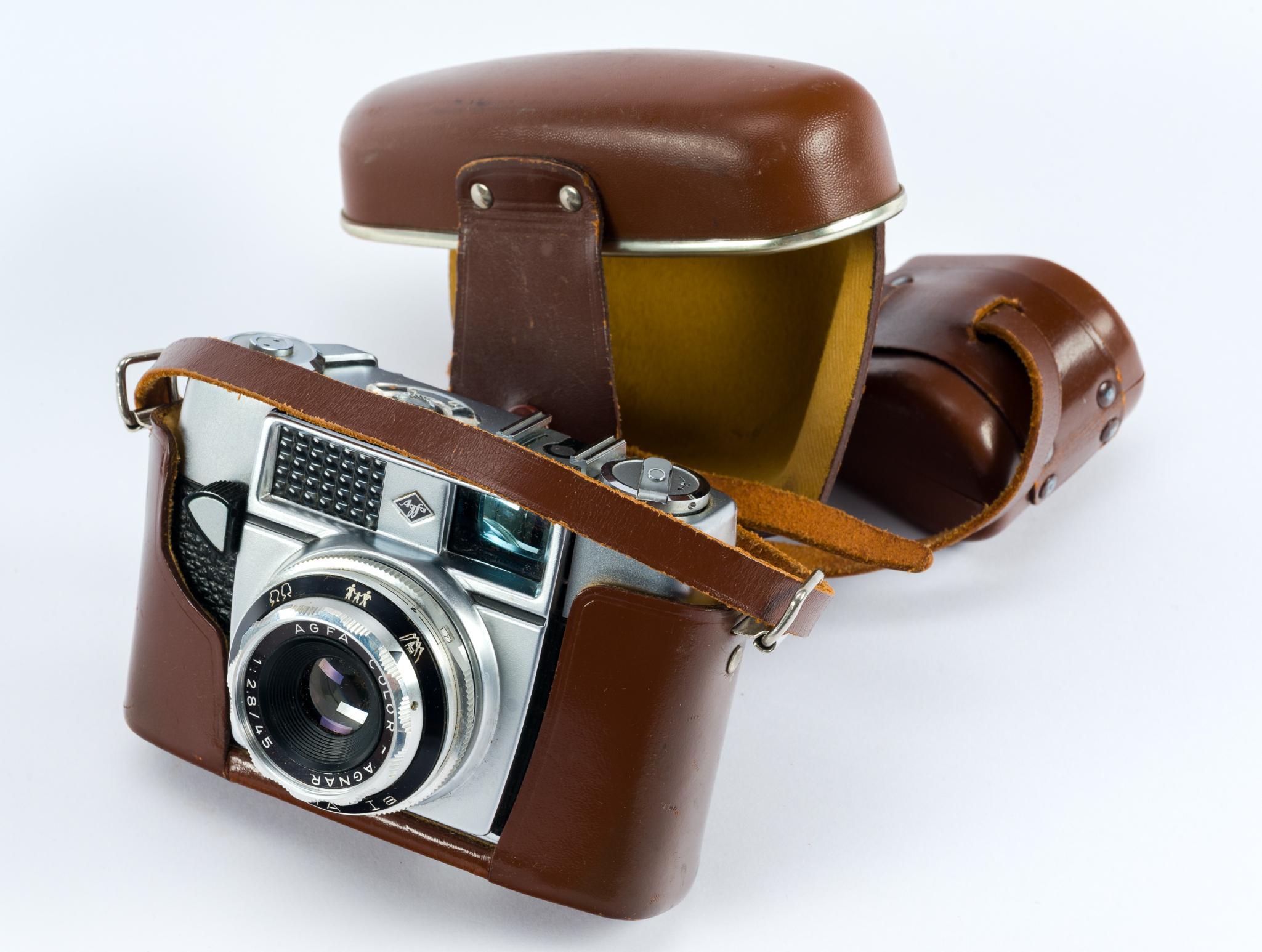 2 Vintage Cameras & Vintage Binoculars