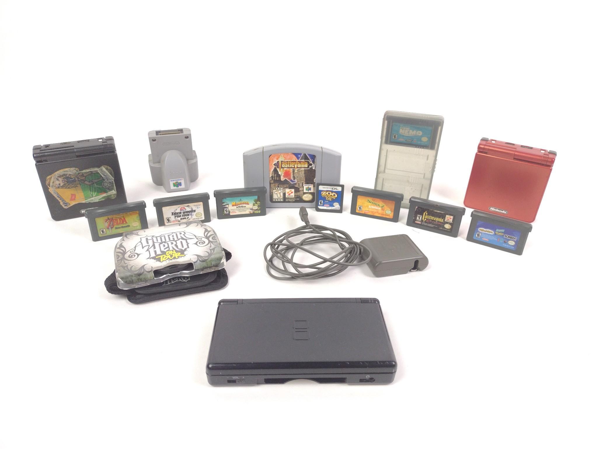 2 Game Boy Advanced & Nintendo DS w/ Games
