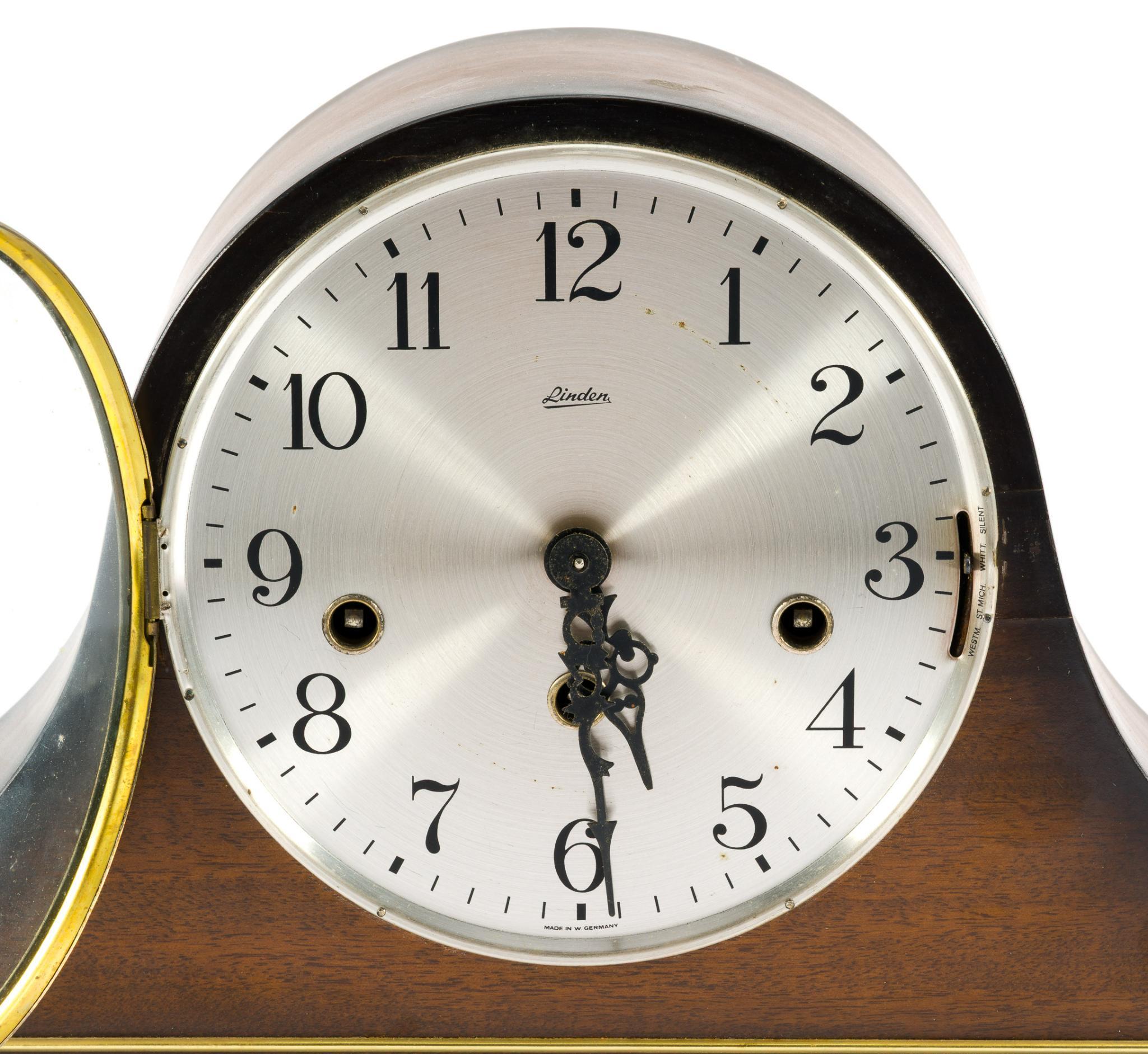 Linden Mantle Clock