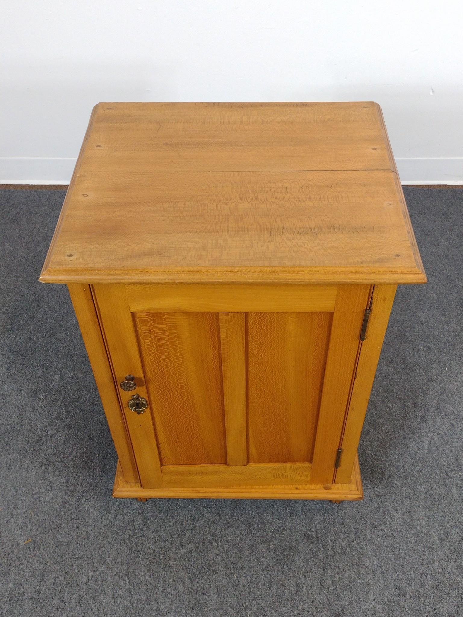Flatware Storage Chest