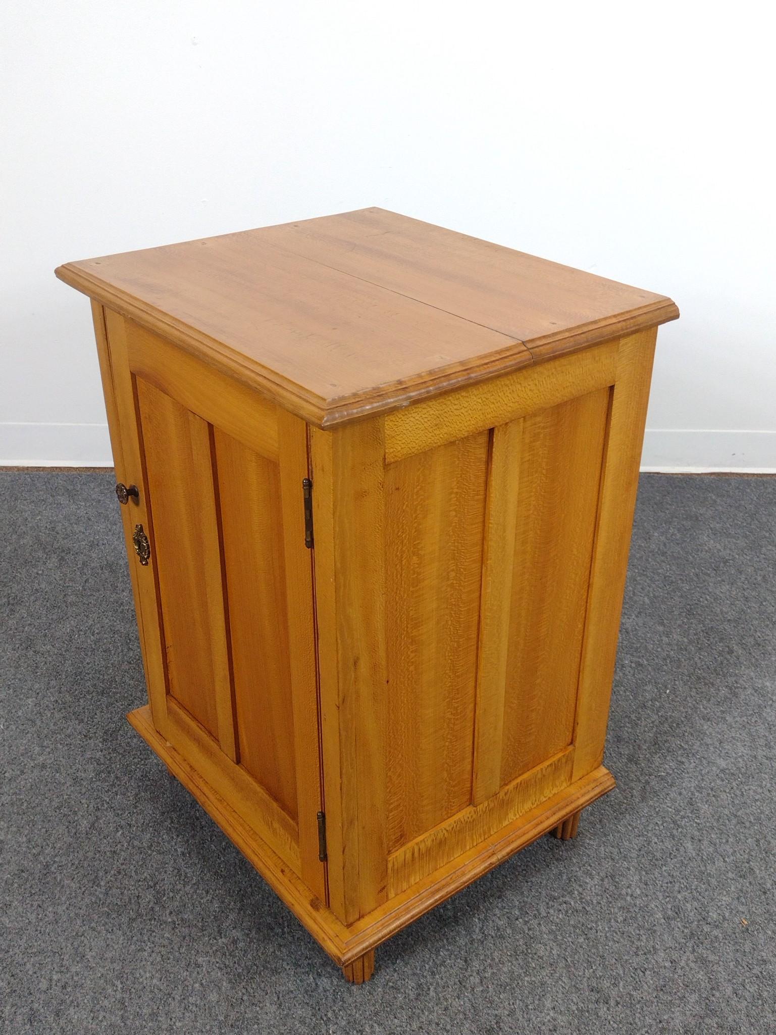Flatware Storage Chest