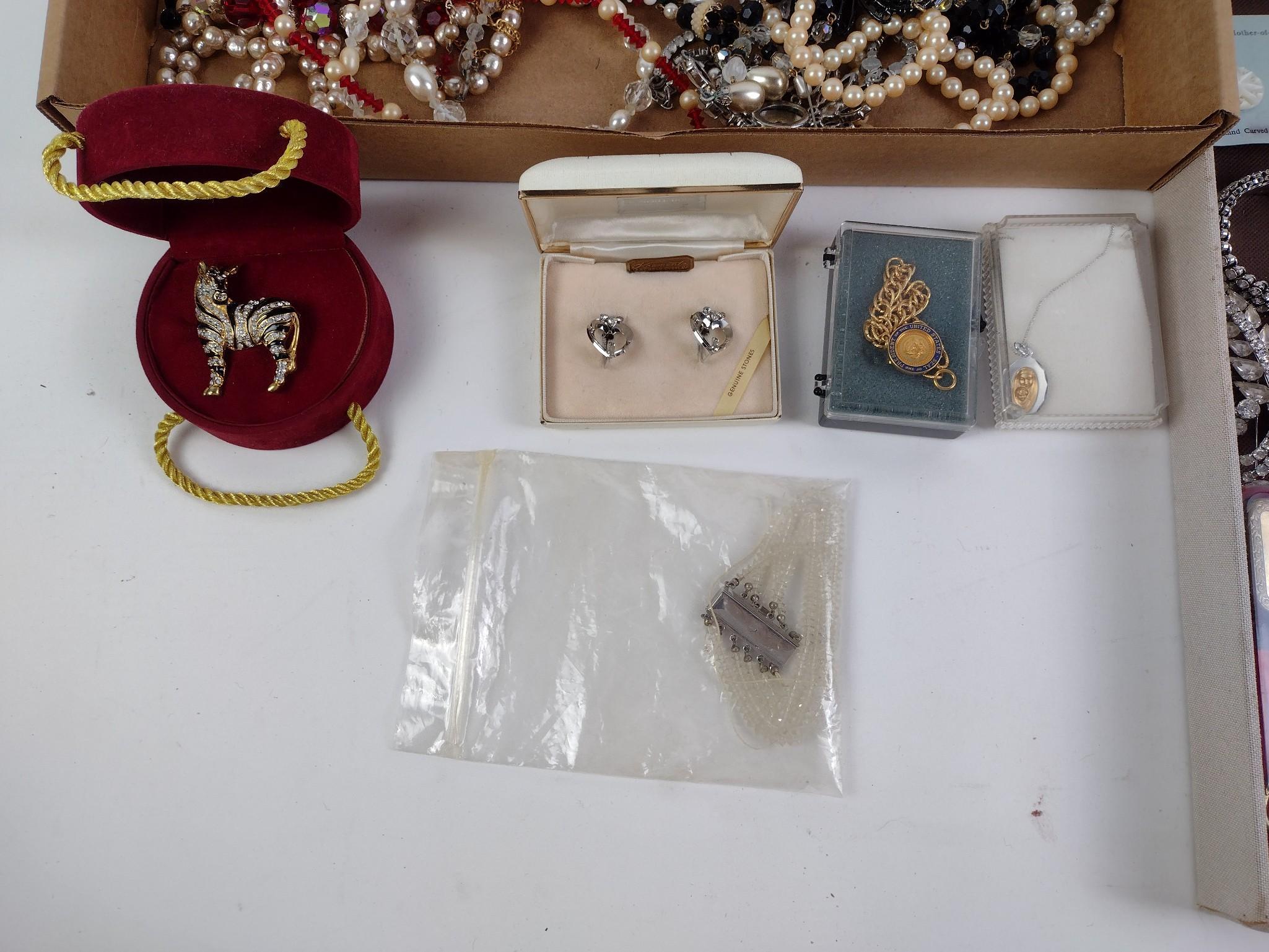 Costume Jewelry Incl. Lee Sanchez