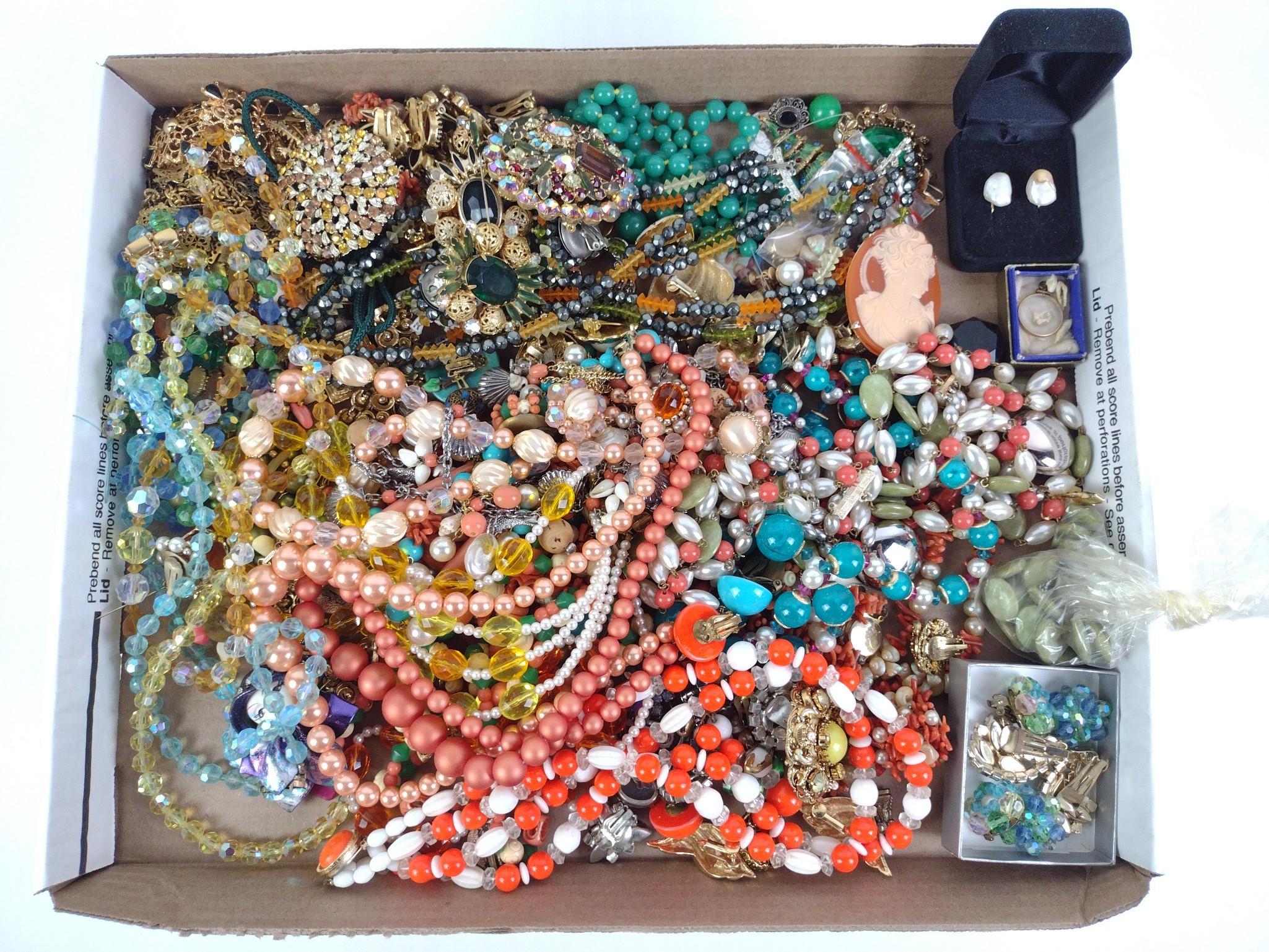 Costume Jewelry Incl. Lee Sanchez