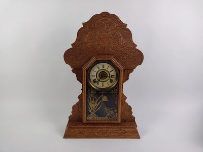 E. Ingraham Gingerbread Style Mantle Clock. Parlor mantle clock is untested, and measures 