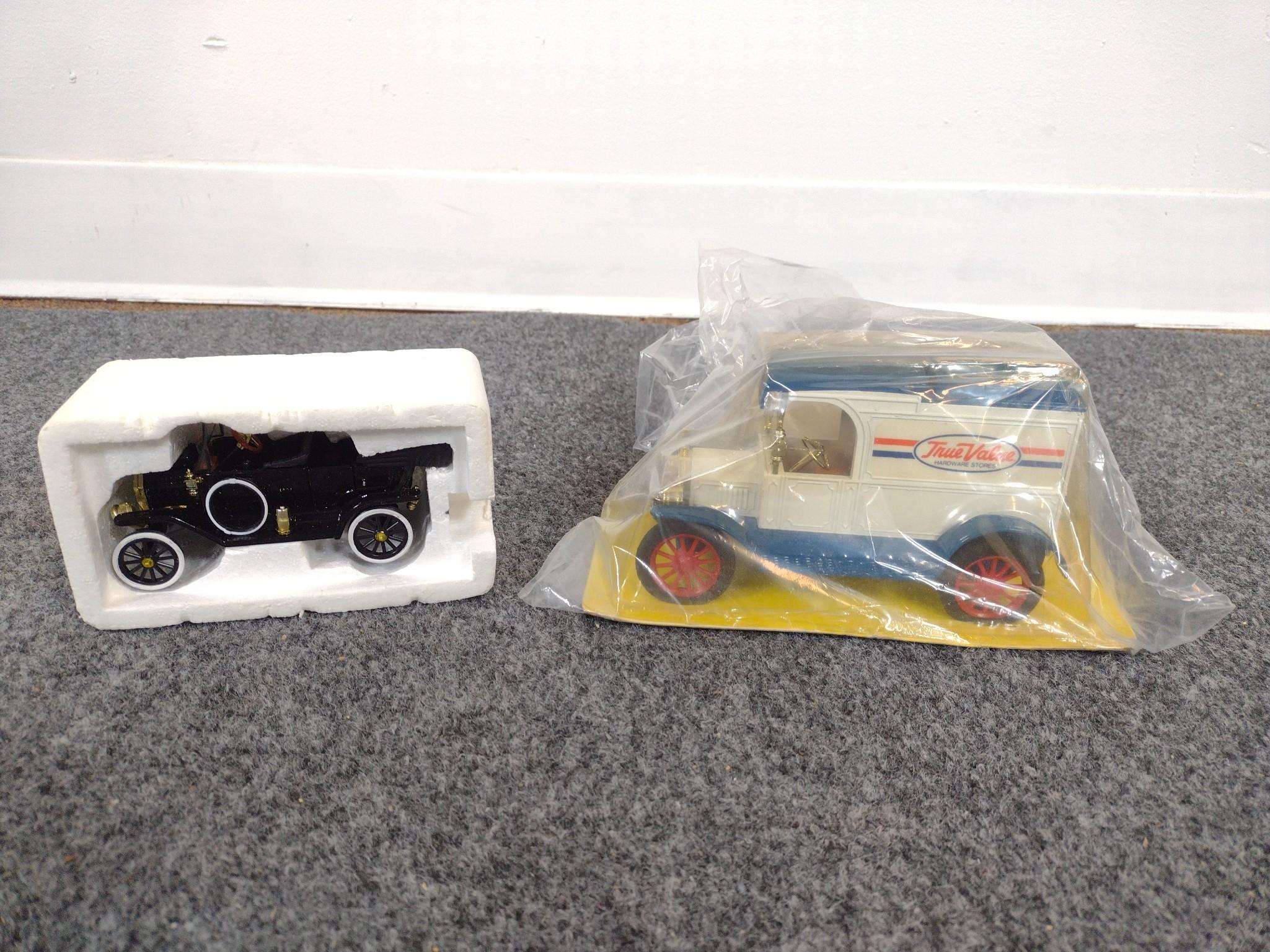 10 Model Cars & Trains