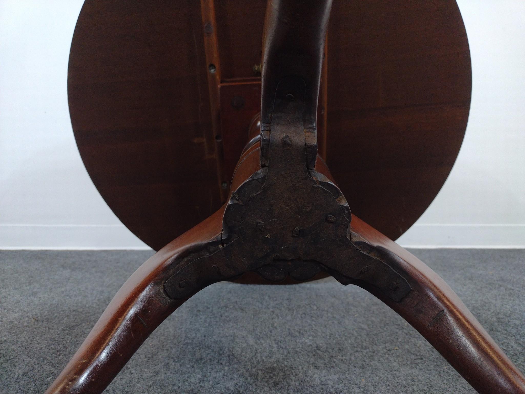 Antique Tilt Top Table