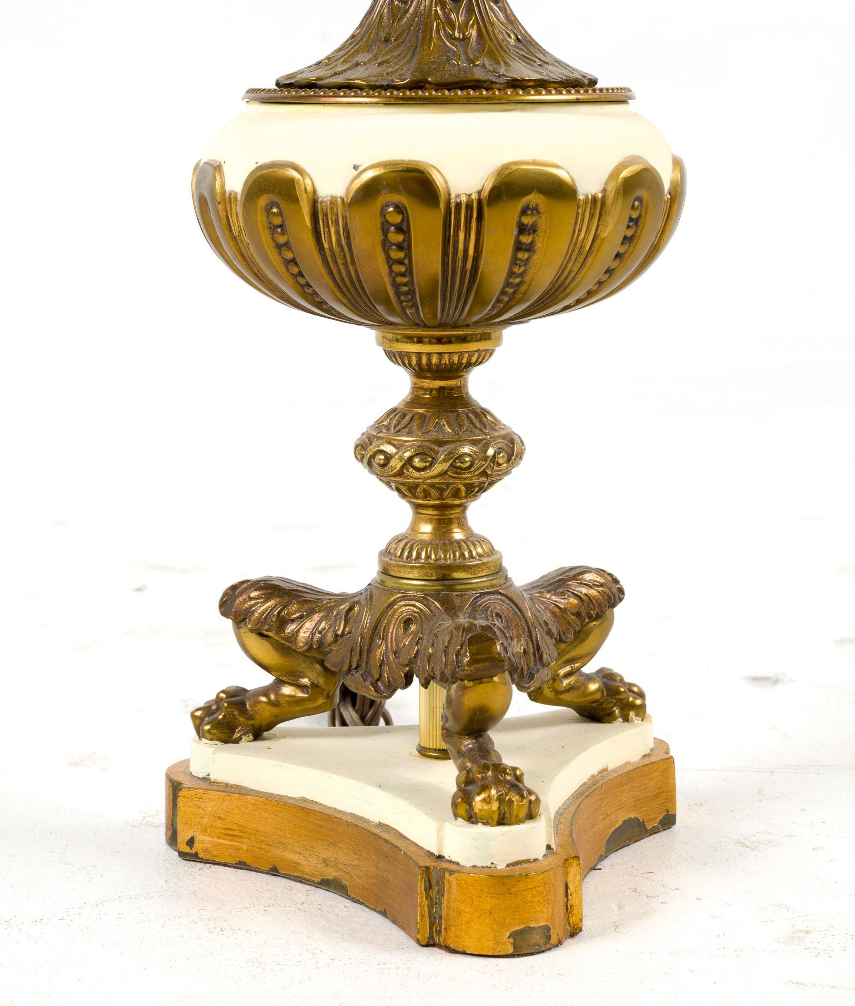 Neoclassical Style Lamp