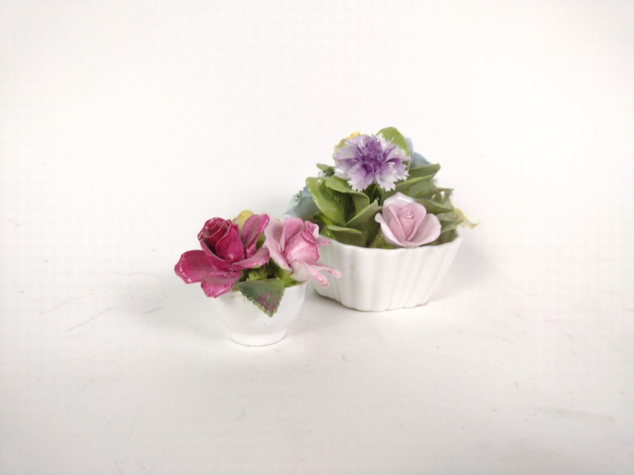 12 Pieces of Floral Porcelain incl. Coalport