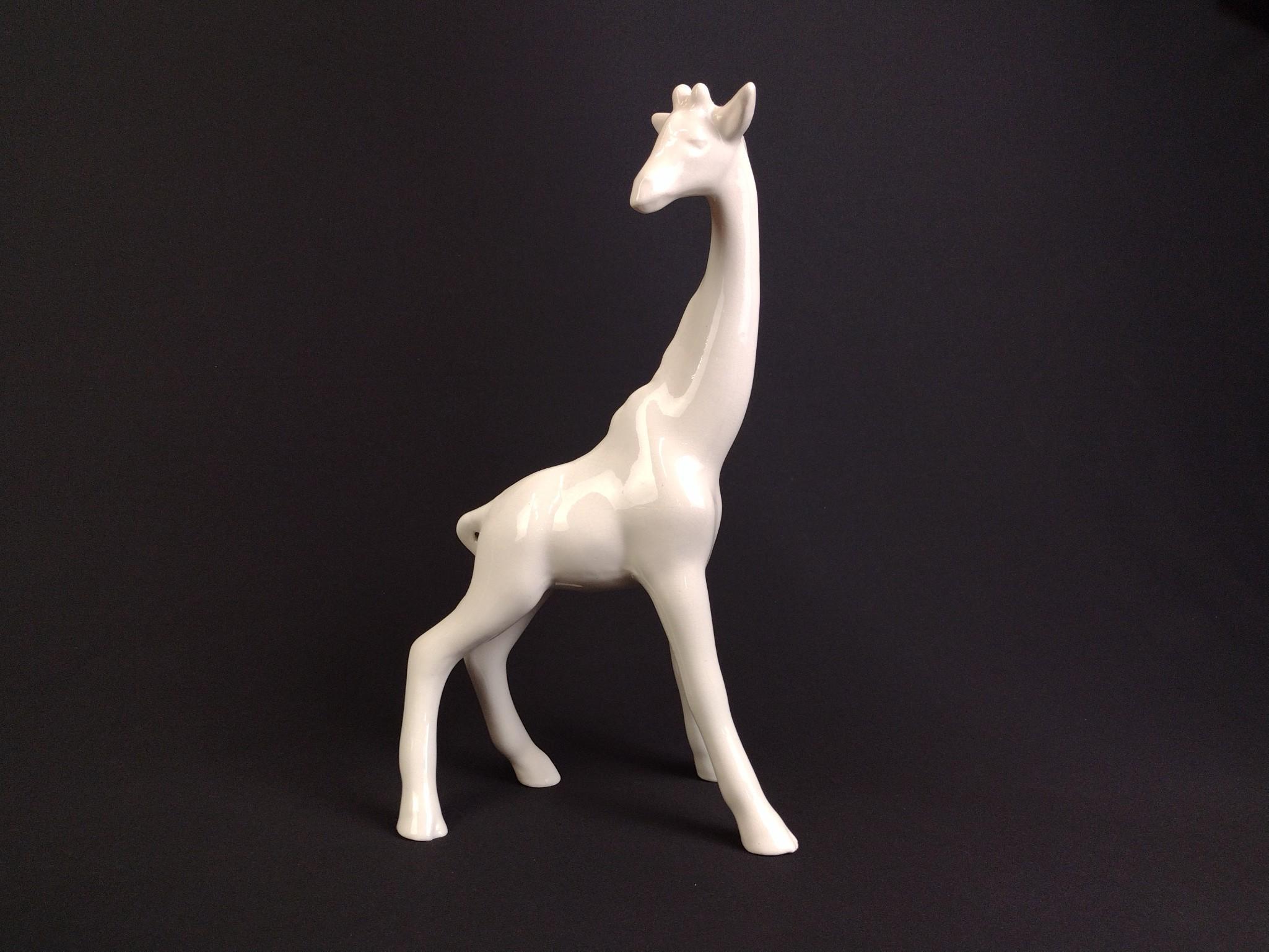 2 Ceramic Giraffe Statues