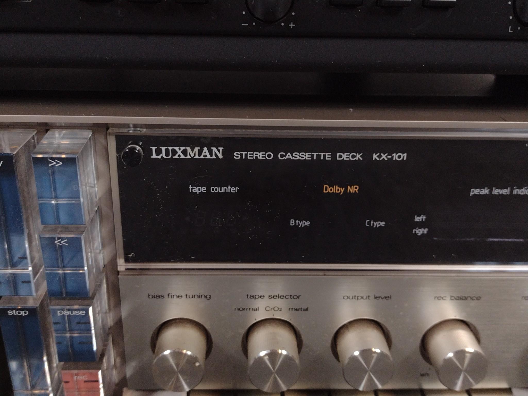 Nakamichi And Luxman Cassette Players