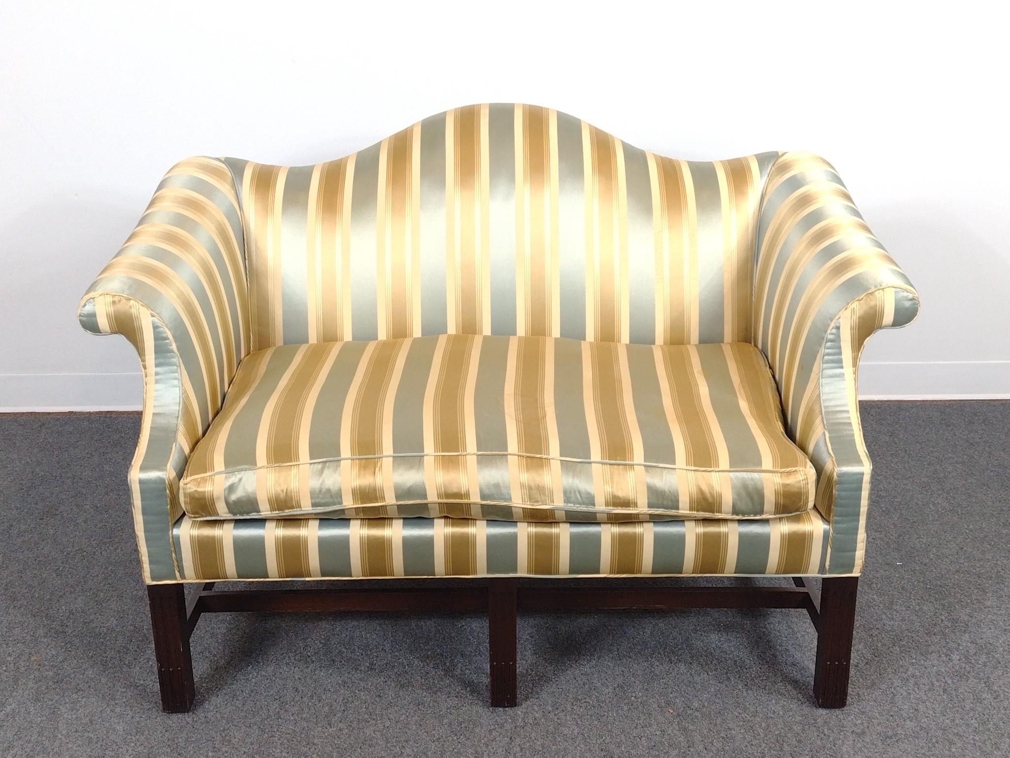 Chippendale Style Camelback Settee