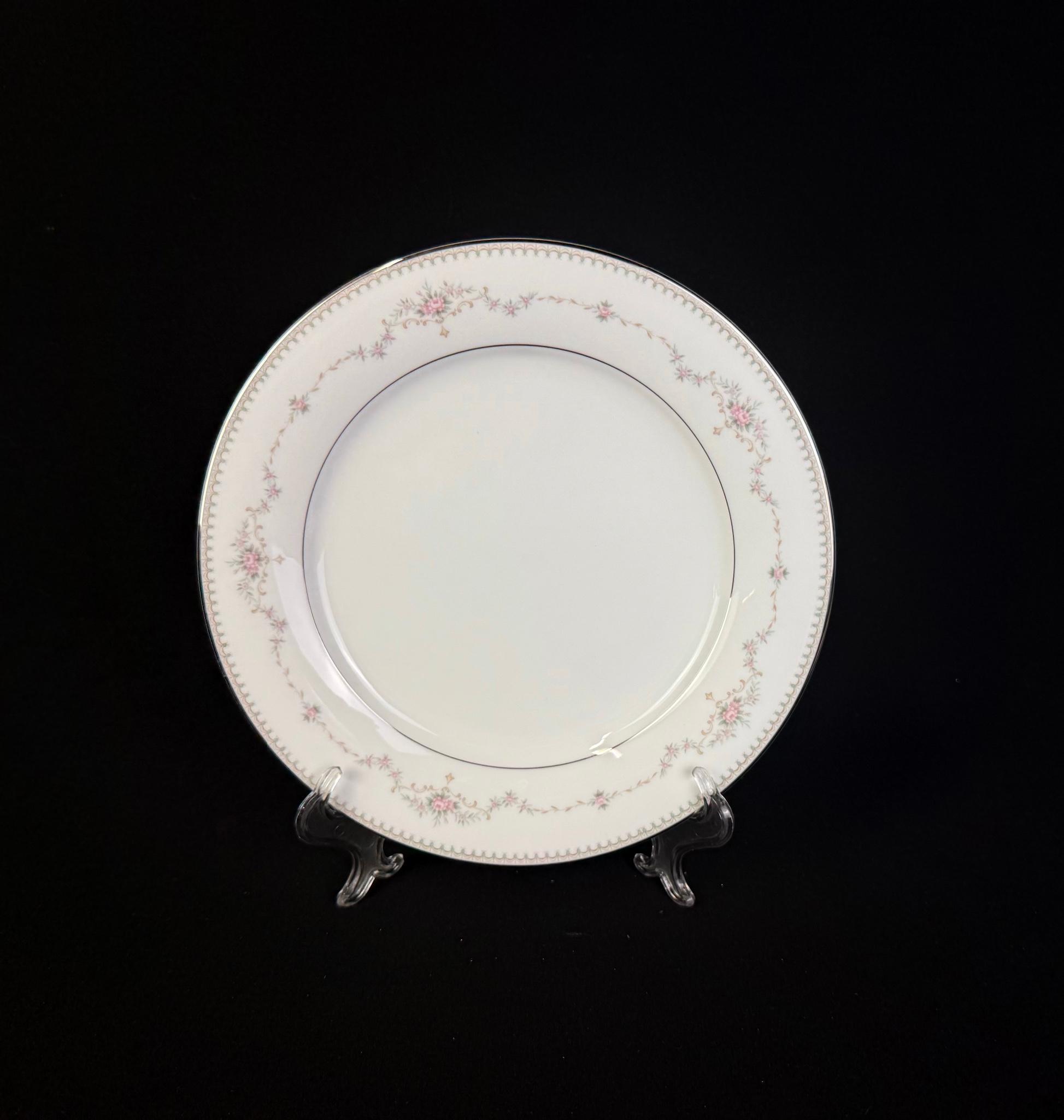 Noritake Fairmont Dinner Service