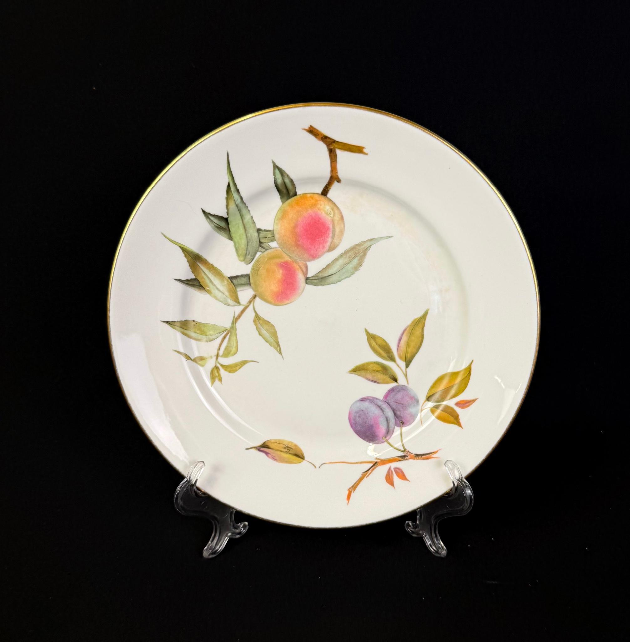 Royal Worchester Evesham Dinner Service Set