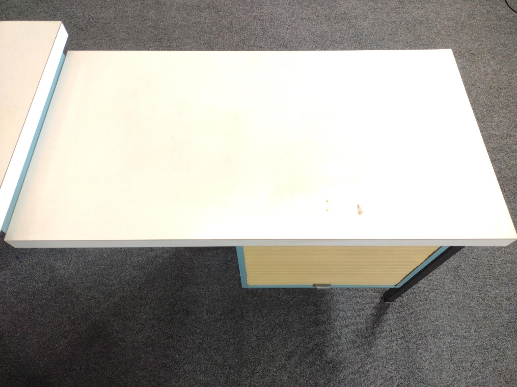 Amchem Mid-Century Modern Metal L Shaped Desk