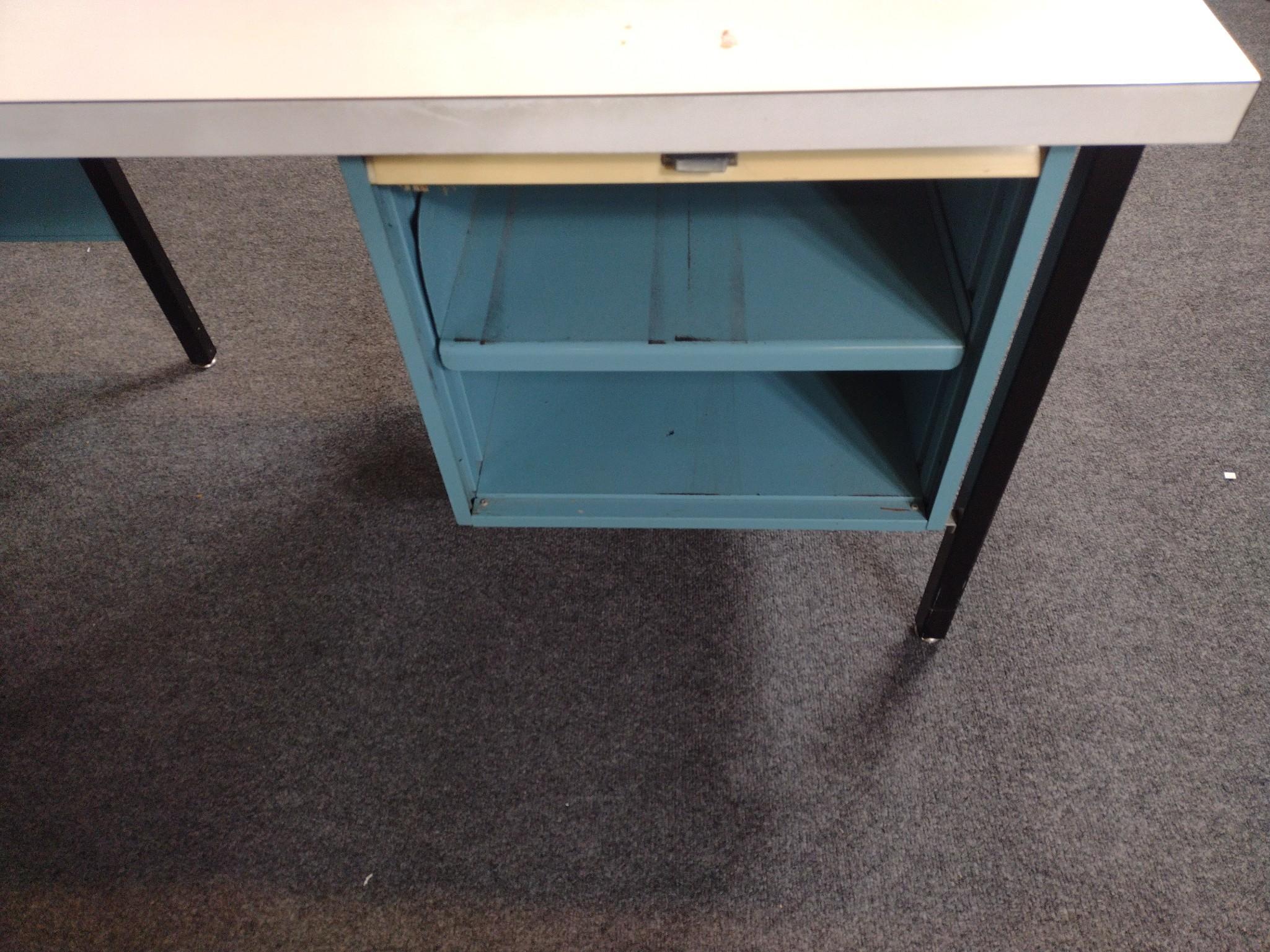 Amchem Mid-Century Modern Metal L Shaped Desk