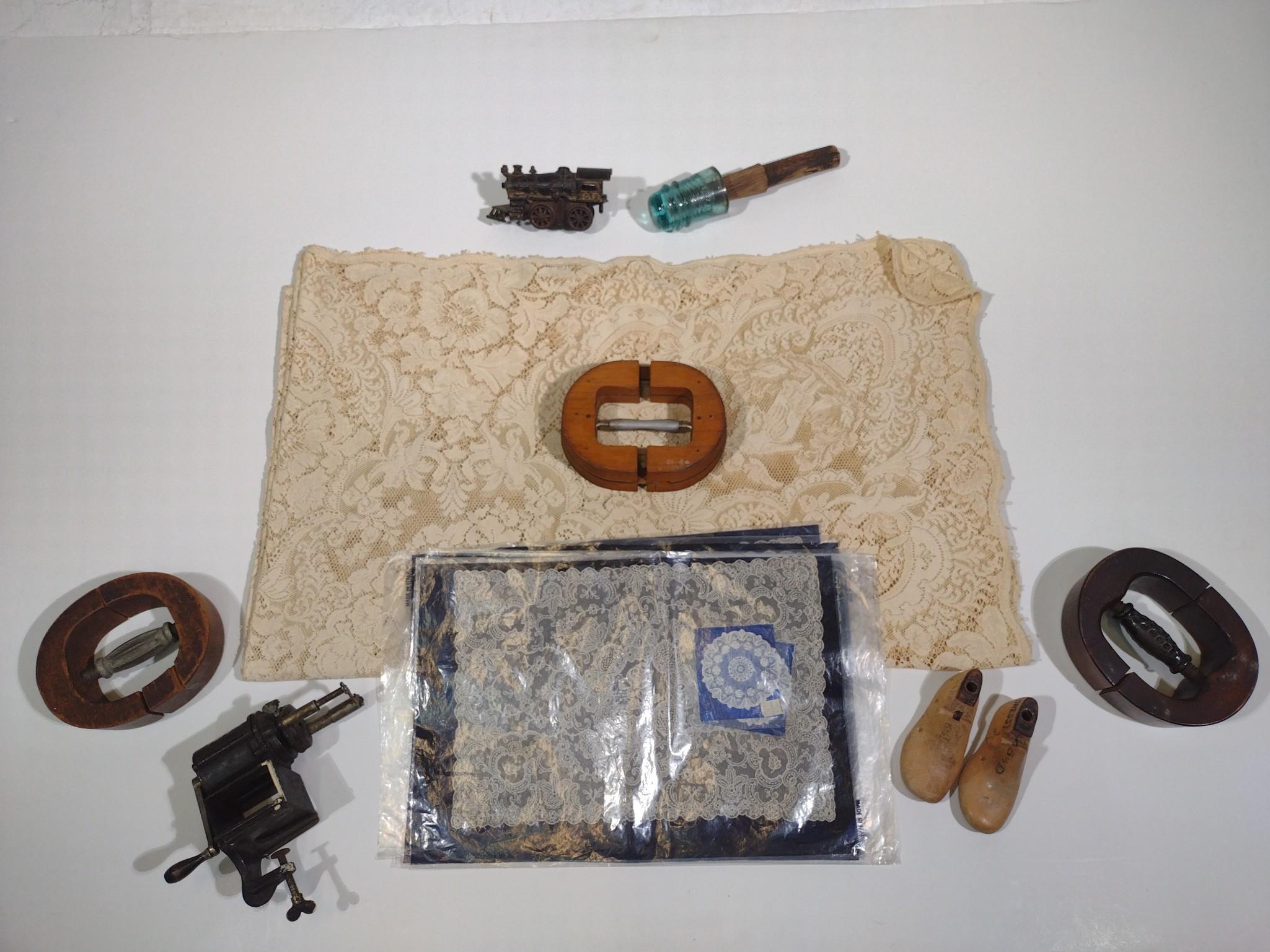 Antiques, Primitives, Textiles