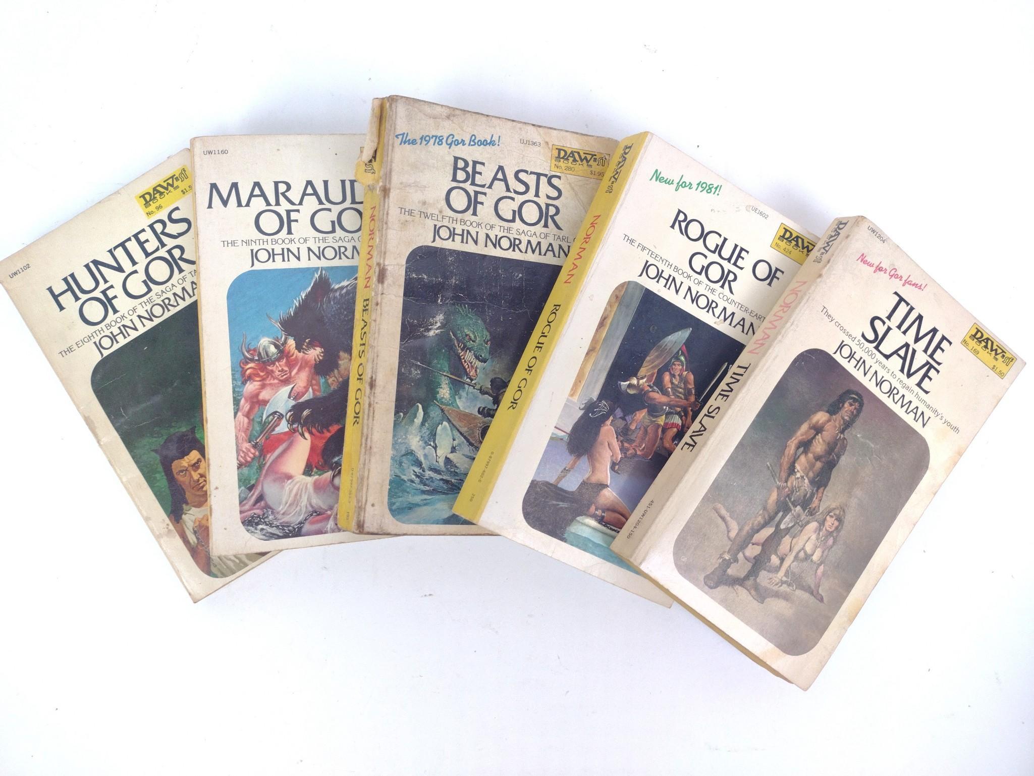 16 Vintage Books incl. GOR