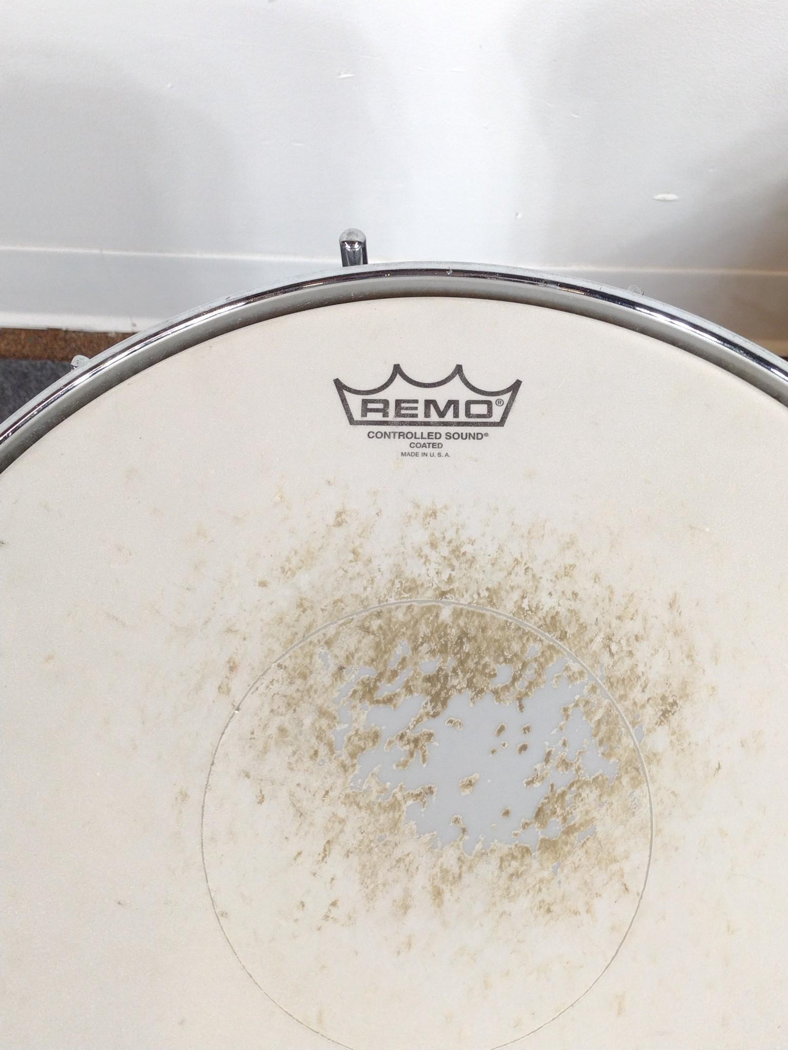 Incomplete Drum Set