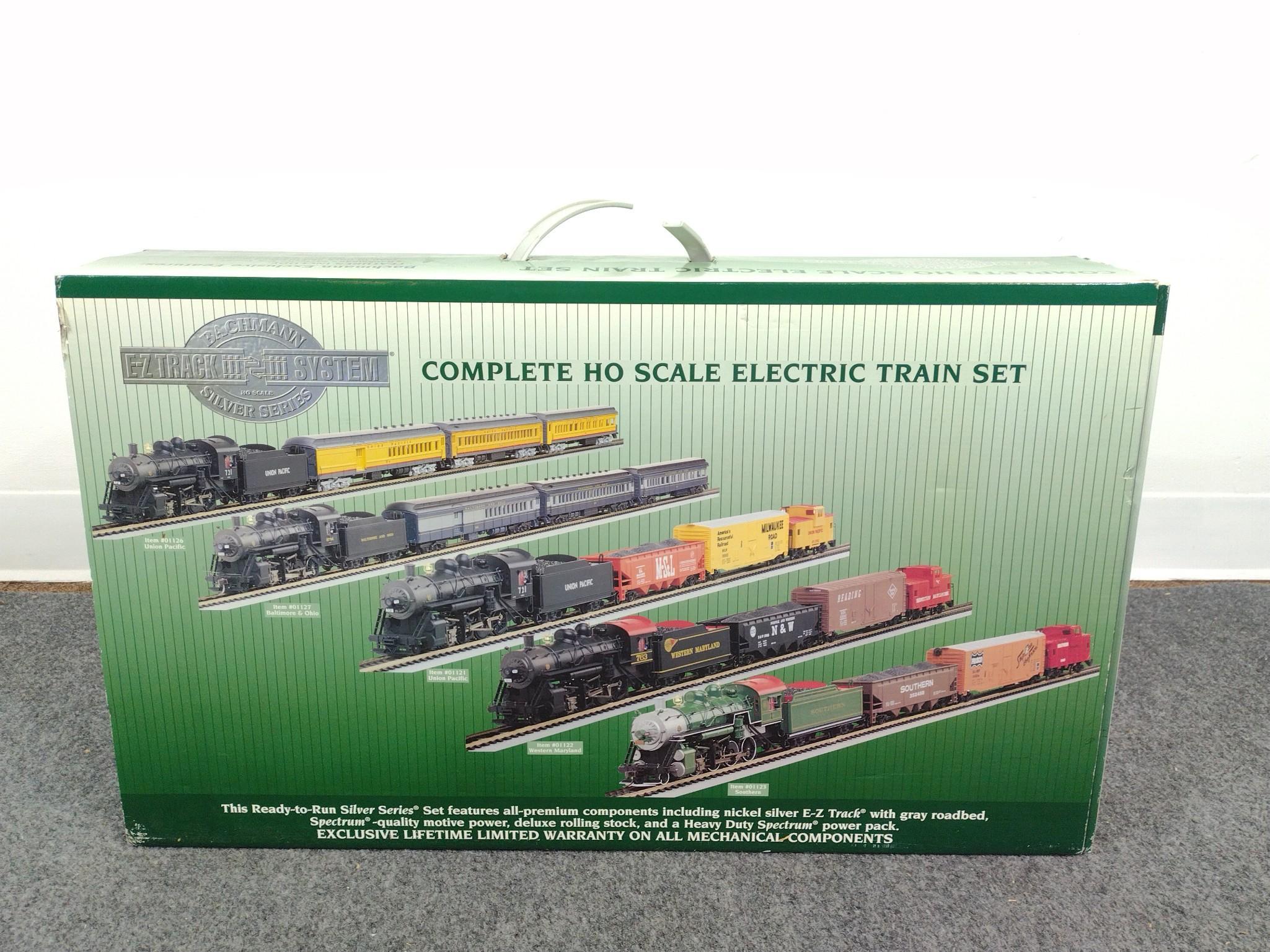 Bachman Silver Series H-O Scale Electric Train Set
