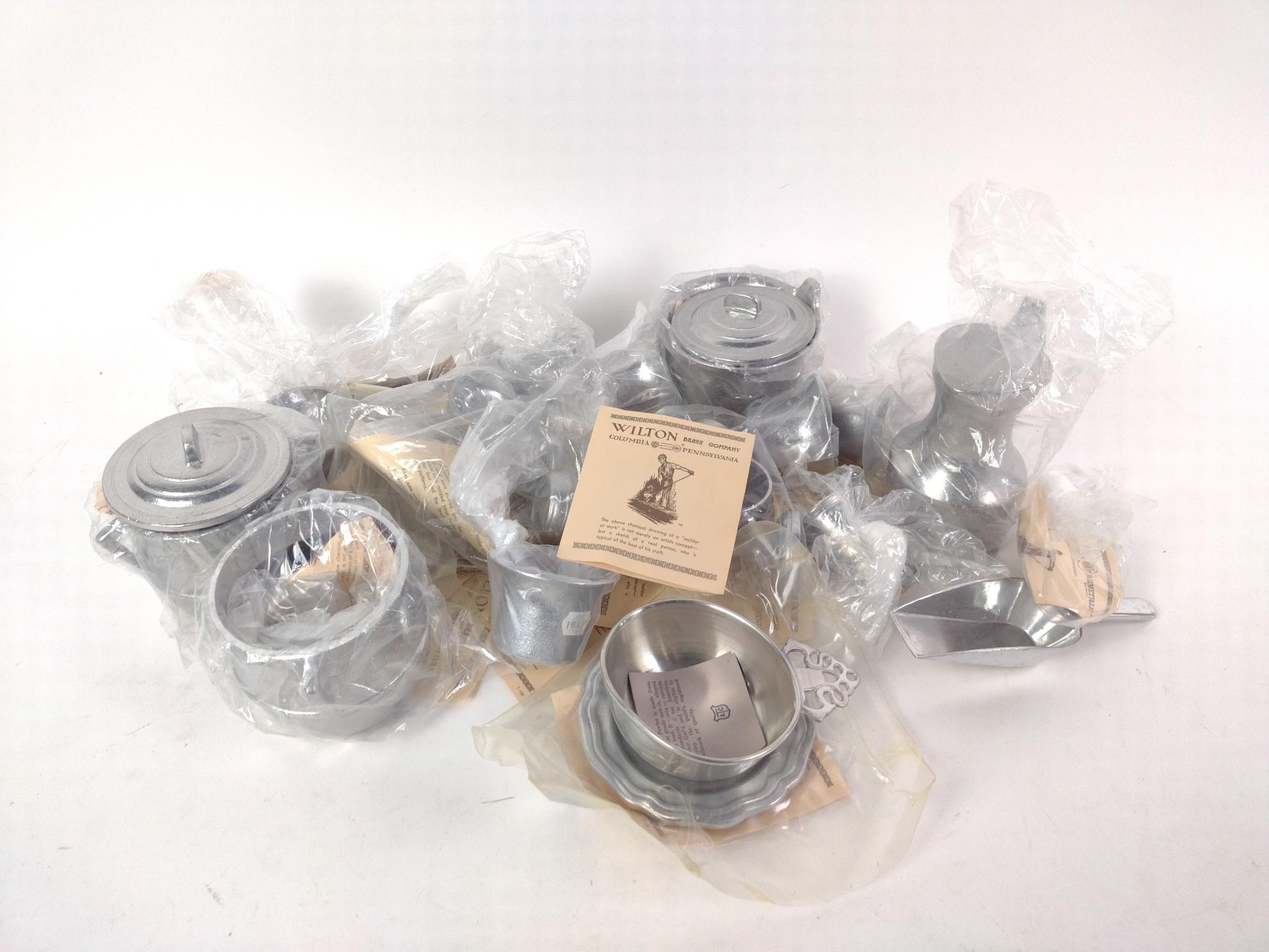 Pewter Incl. Wilton