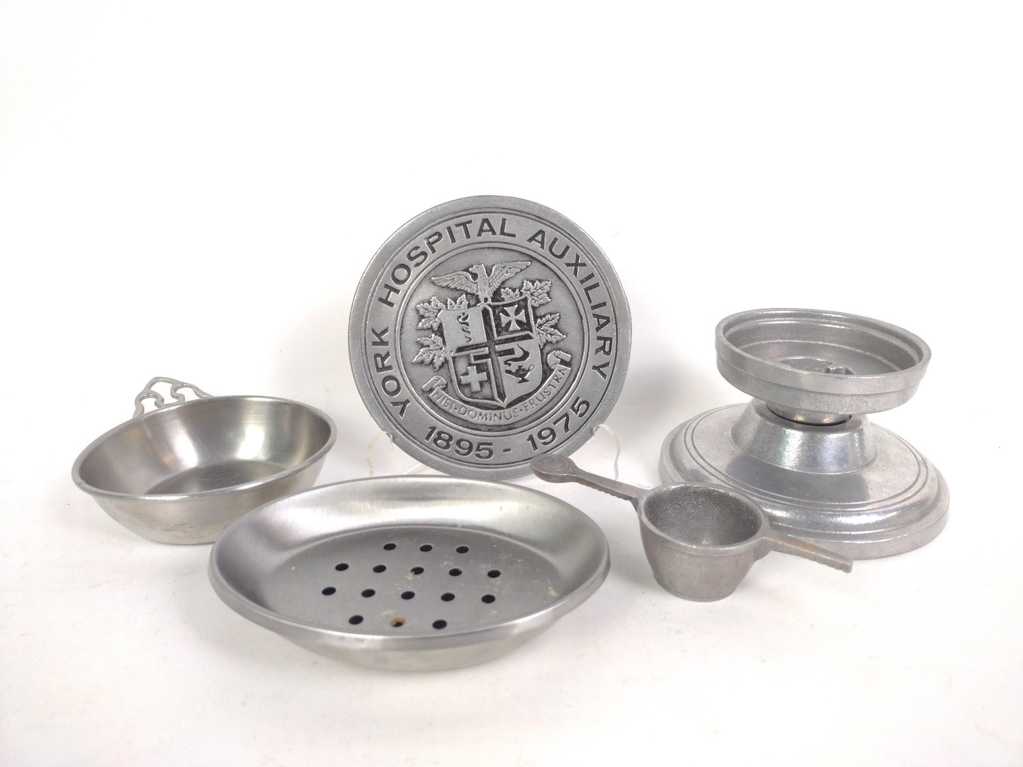 Pewter Incl. Wilton