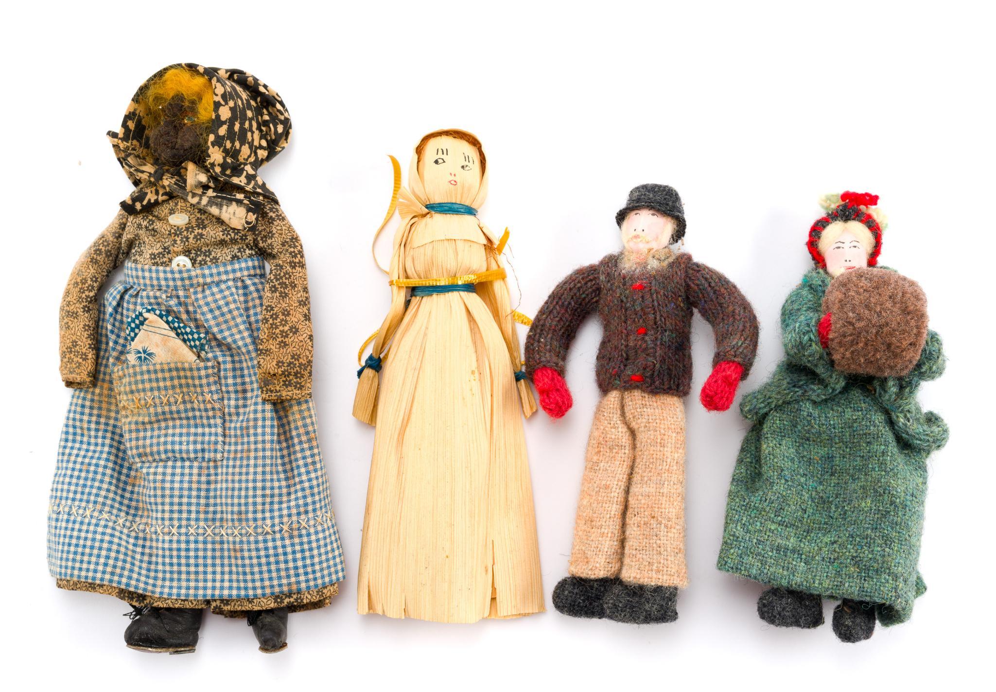 5 Vintage Dolls