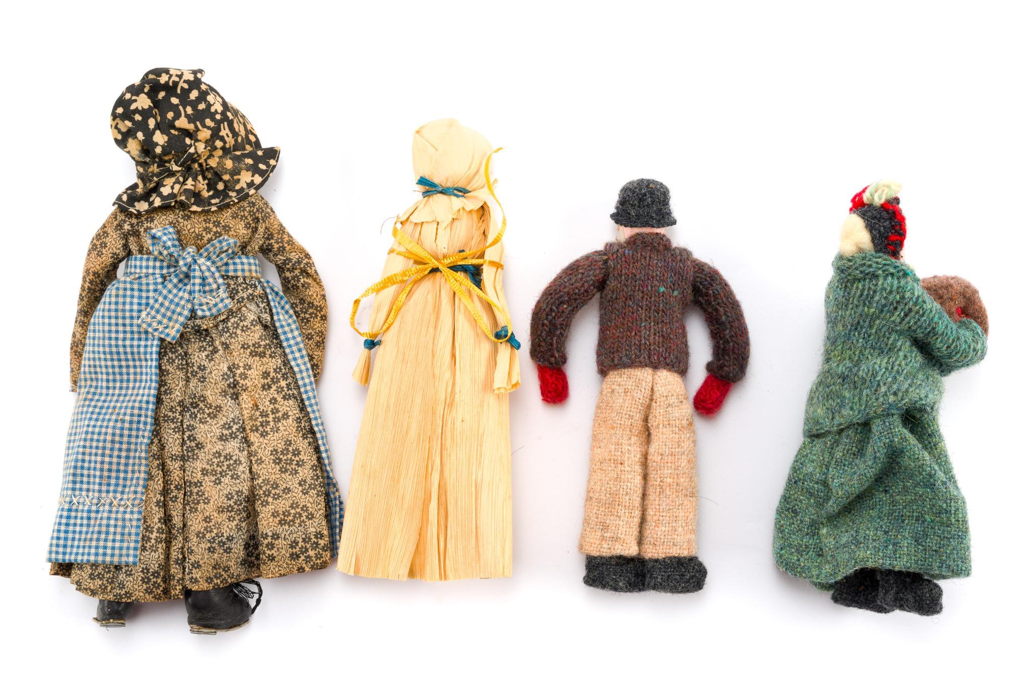 5 Vintage Dolls