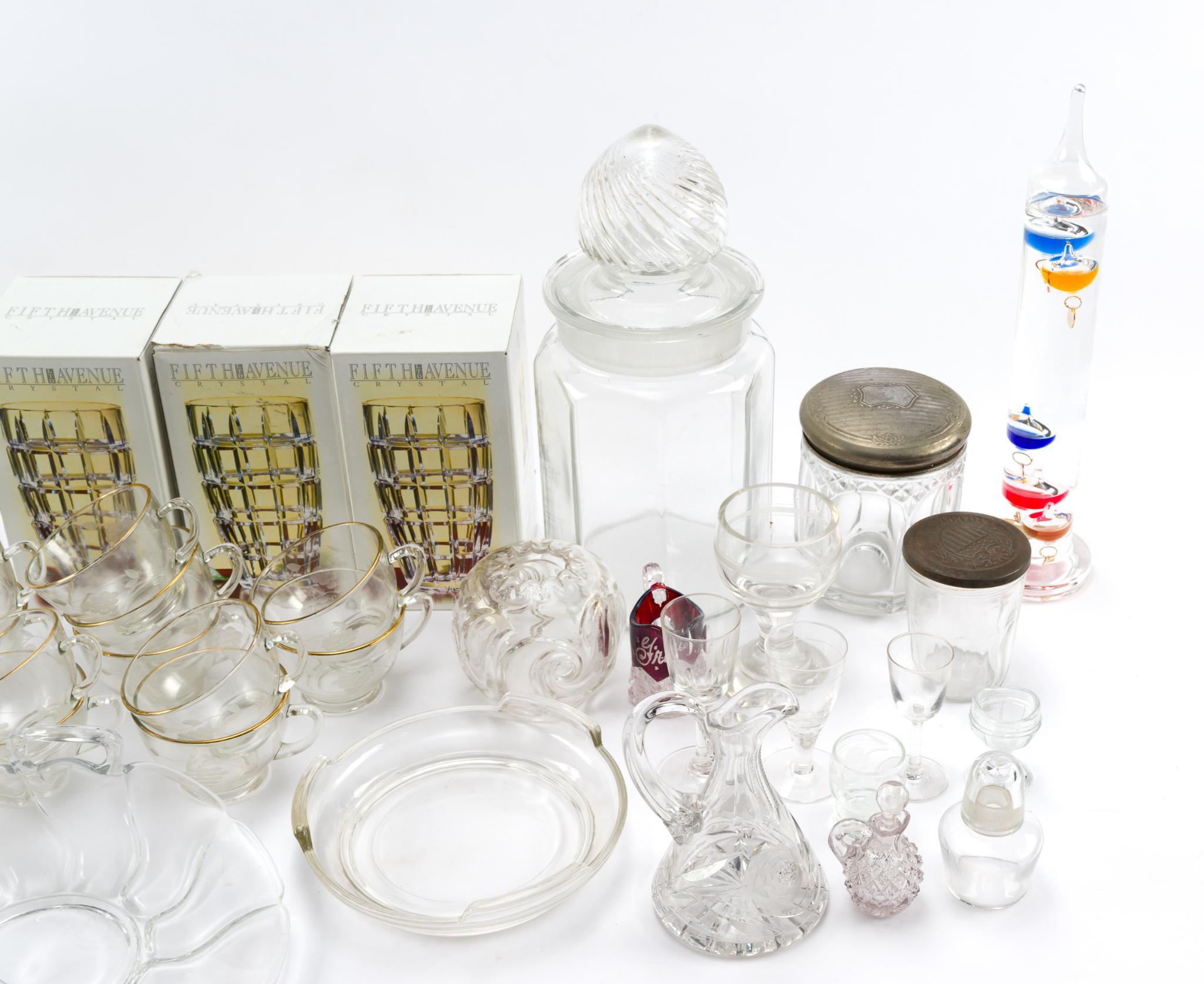 35 Pieces of Glass incl. Cut