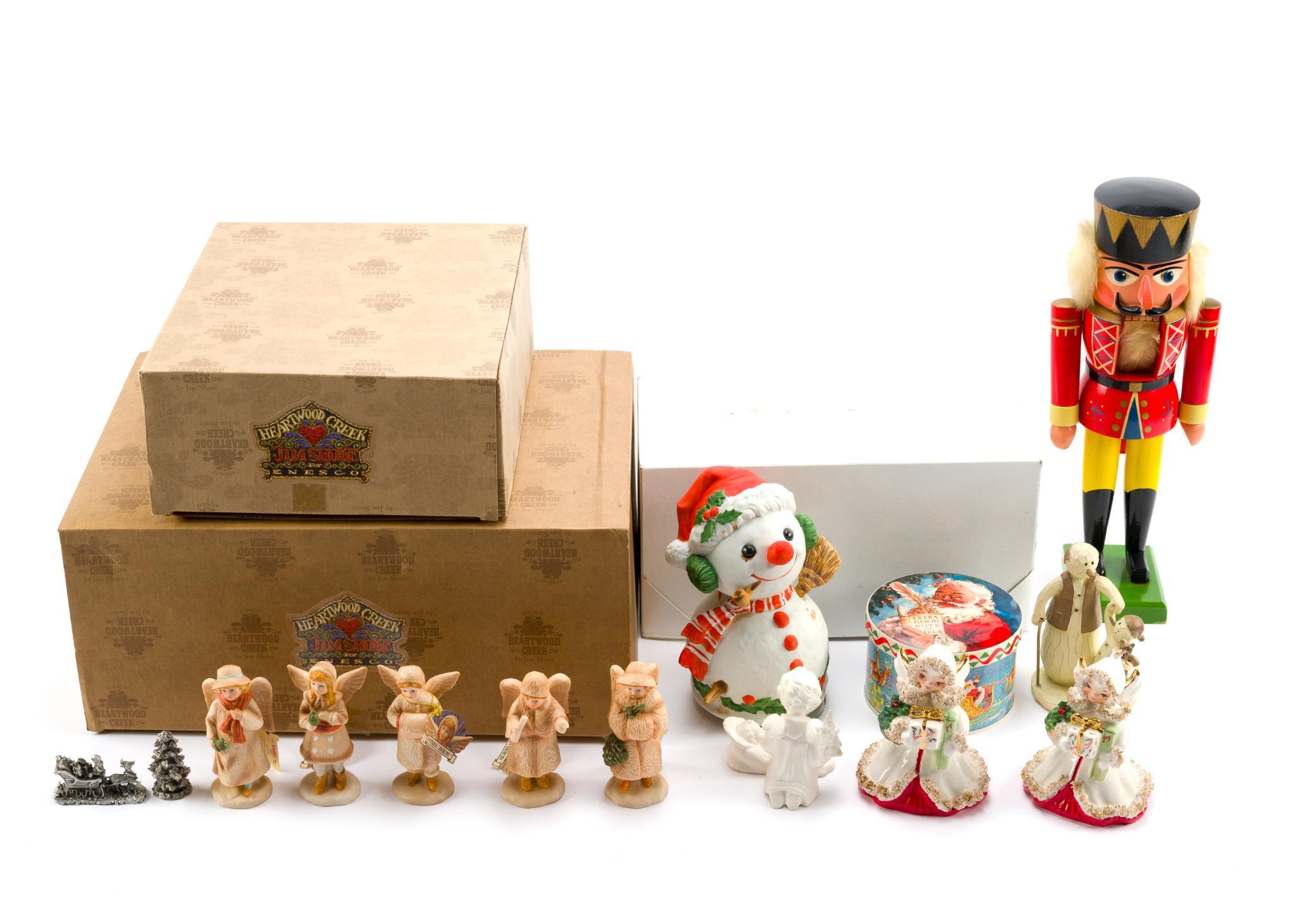 Vintage and Modern Christmas Decor