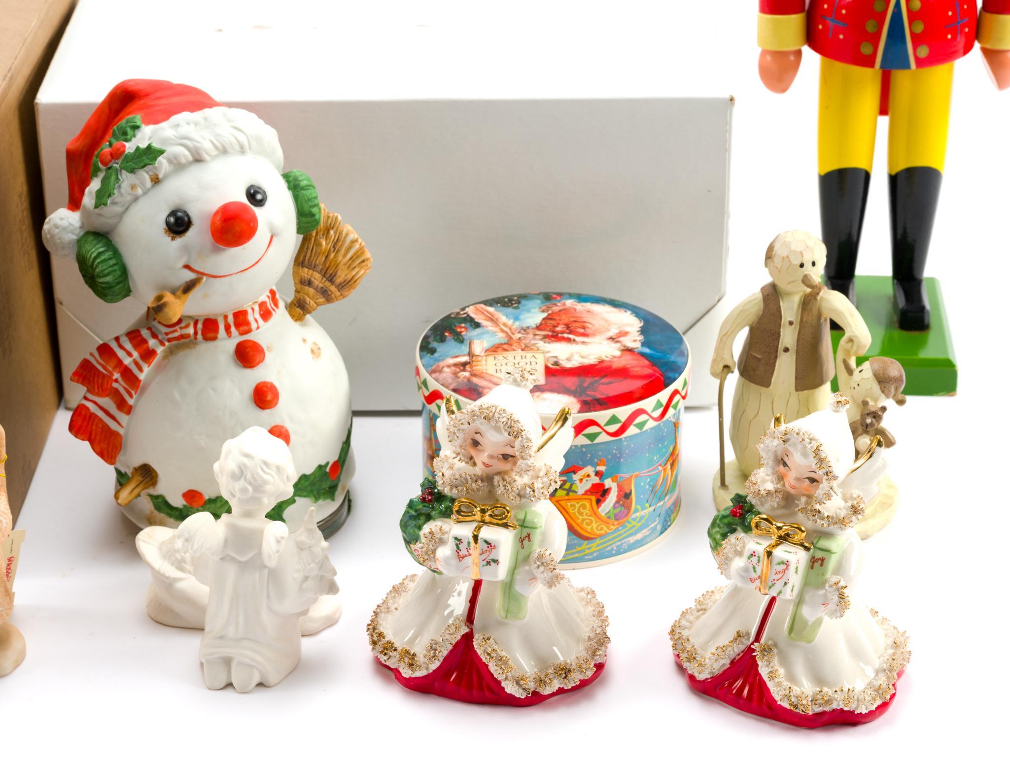 Vintage and Modern Christmas Decor