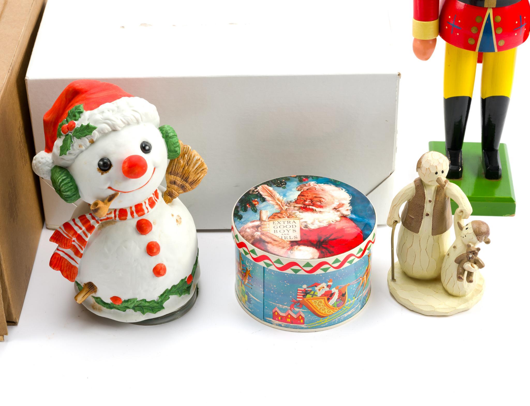 Vintage and Modern Christmas Decor