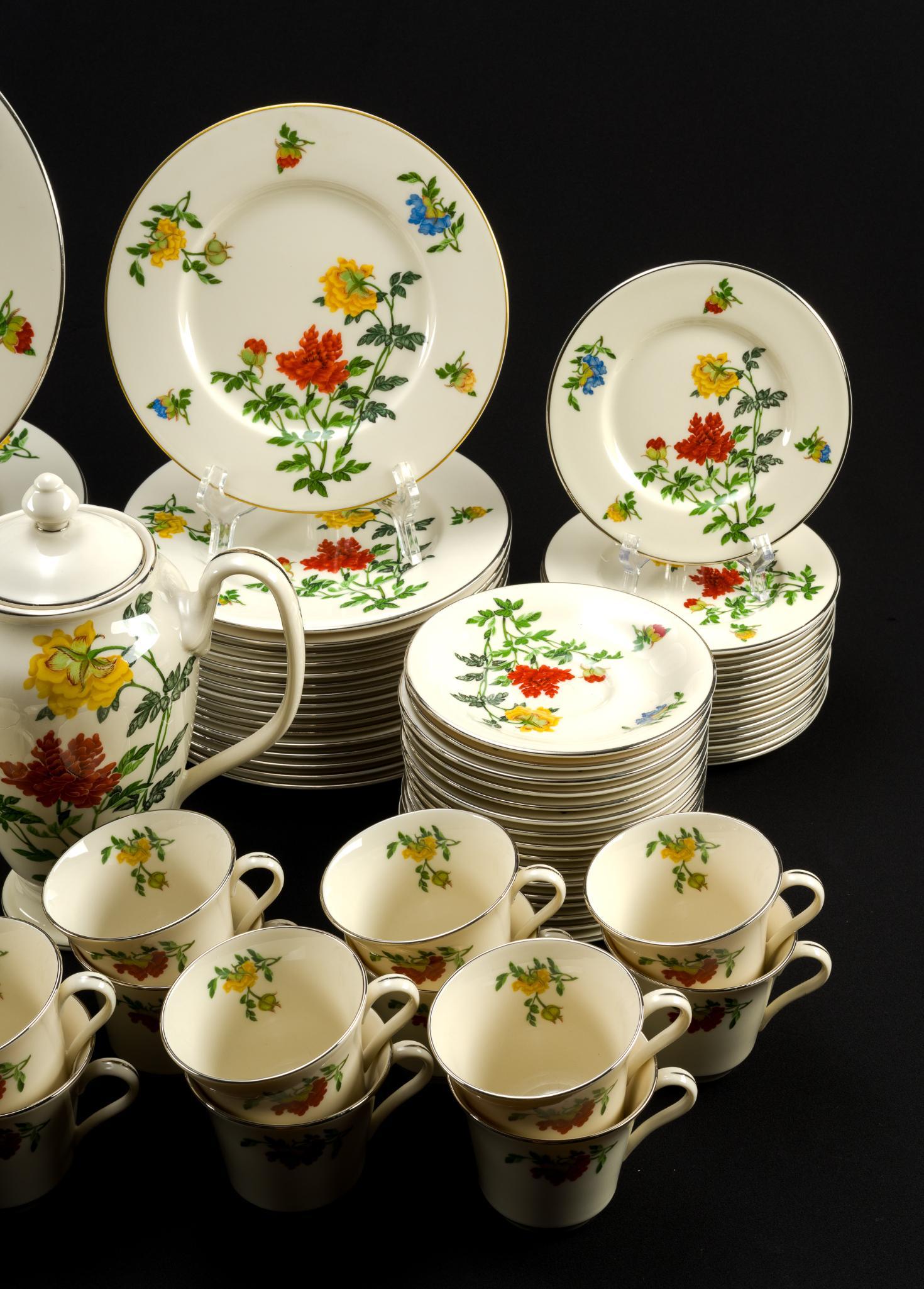 American Manor Malin Dinner Service