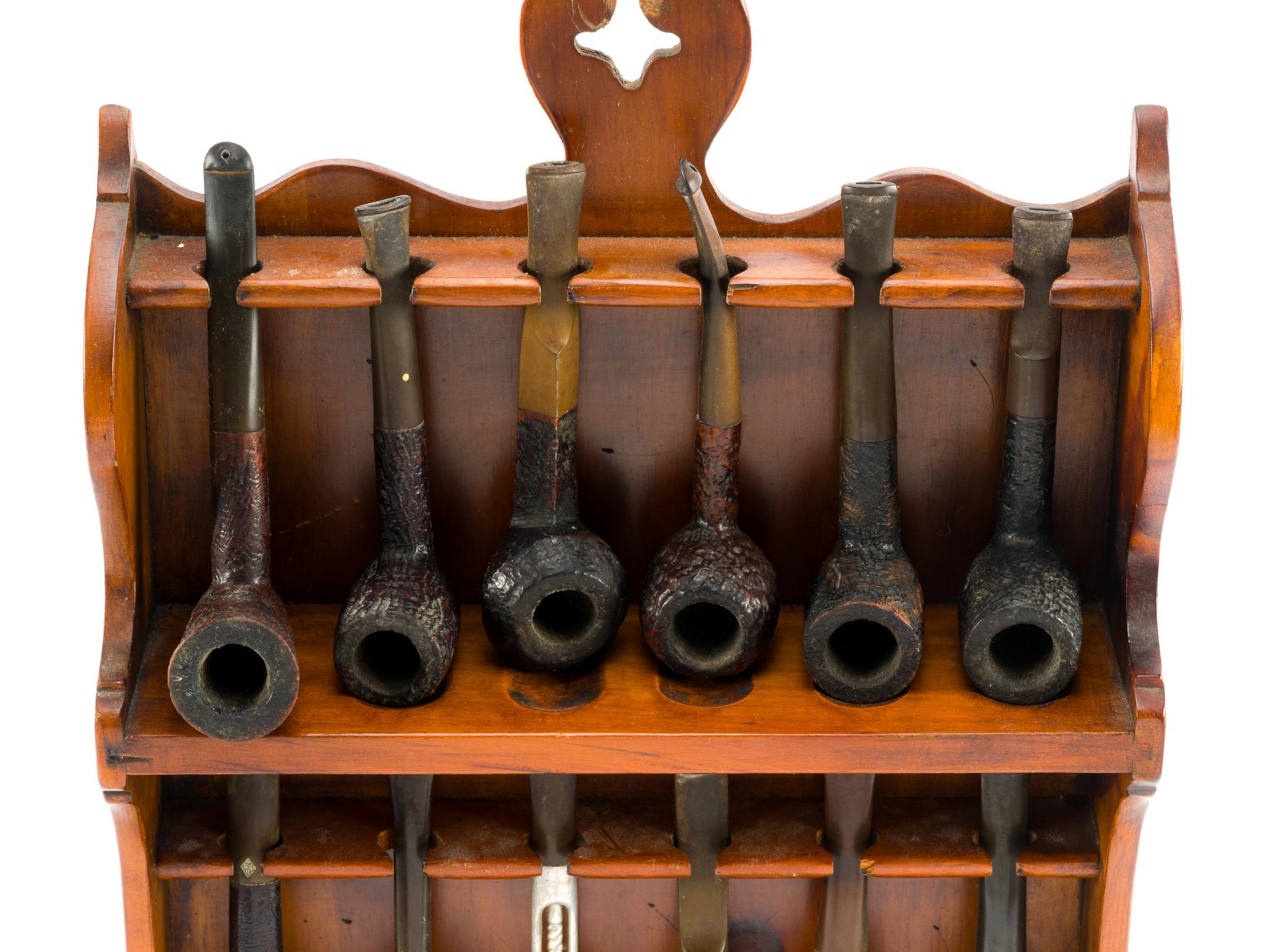 Pine-Tique Wooden Pipe Rack with Pipes