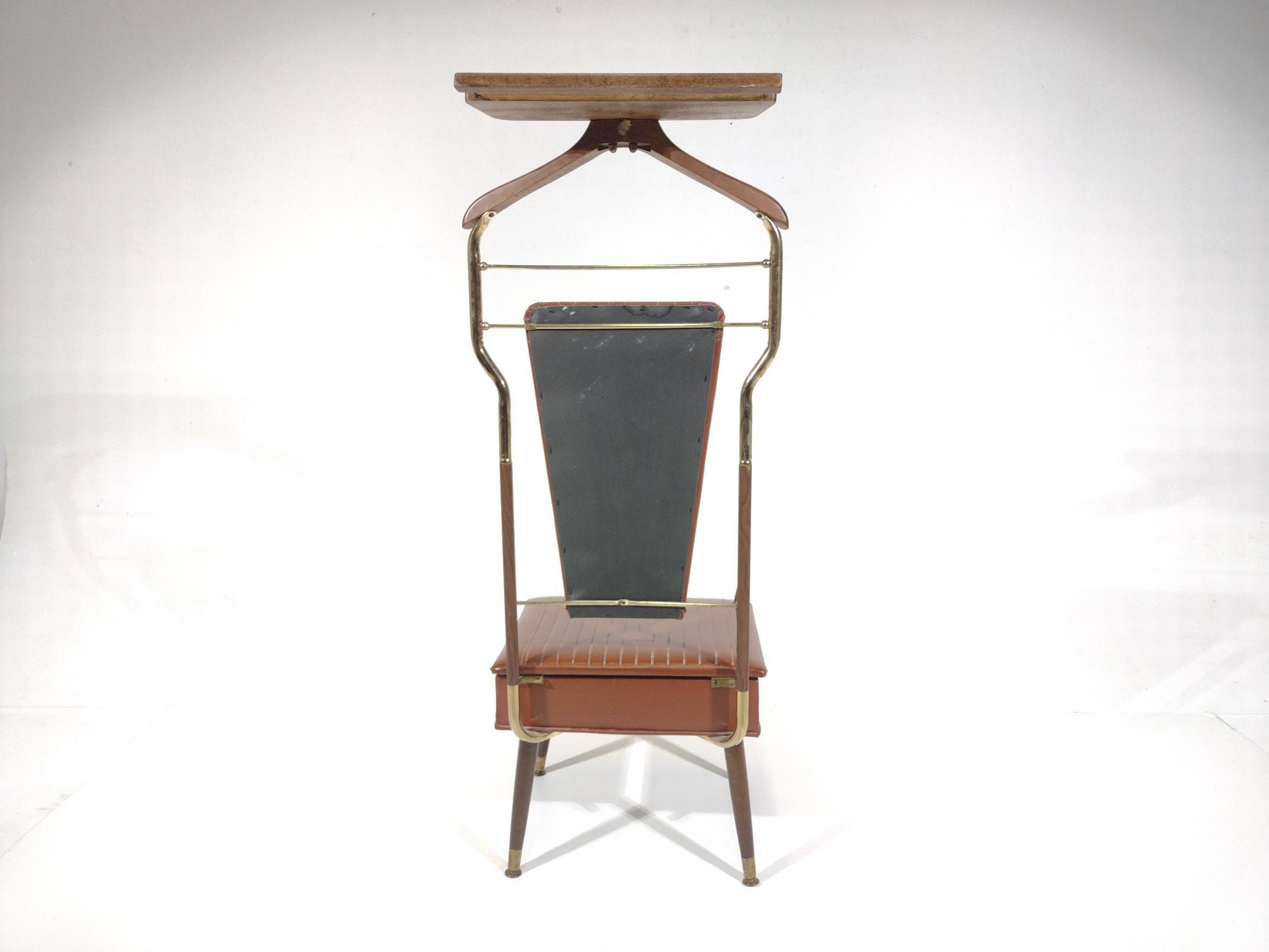 Mid-Century Nova Valet Chair
