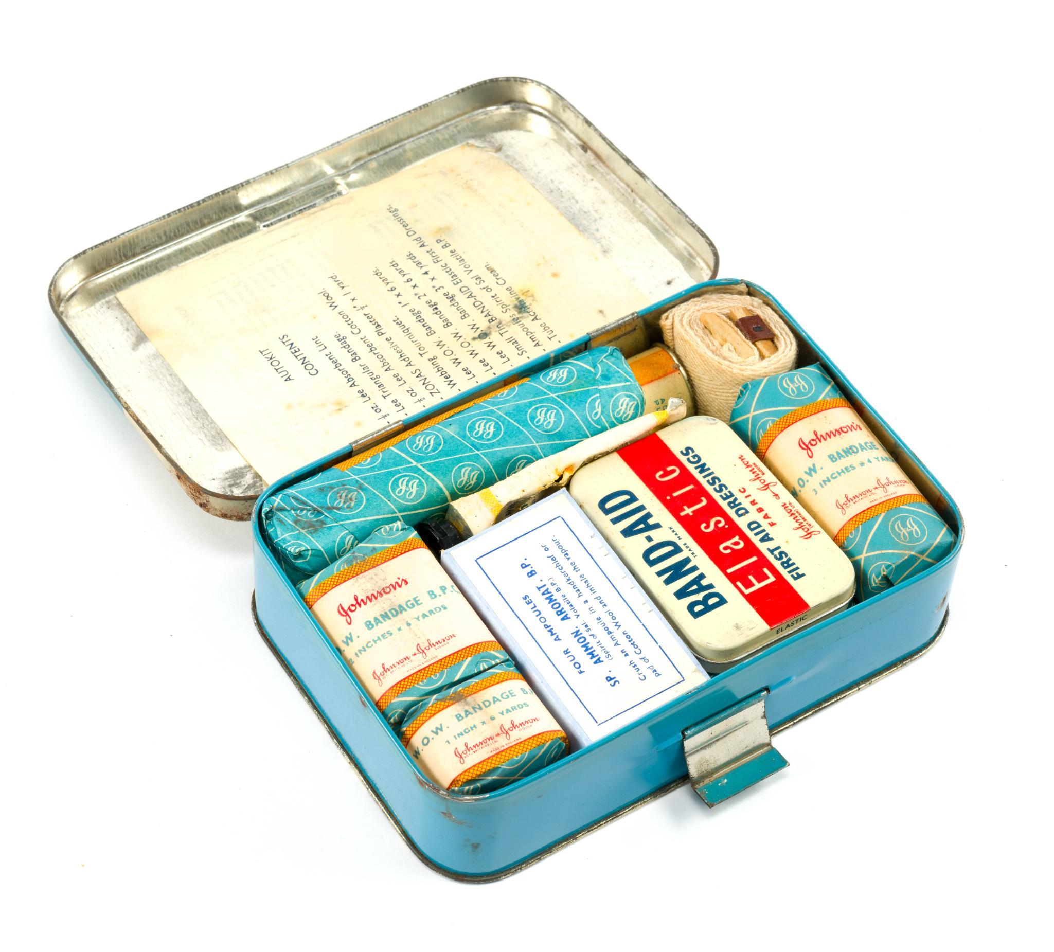 (Postwar Era) 4 Antique Car Items