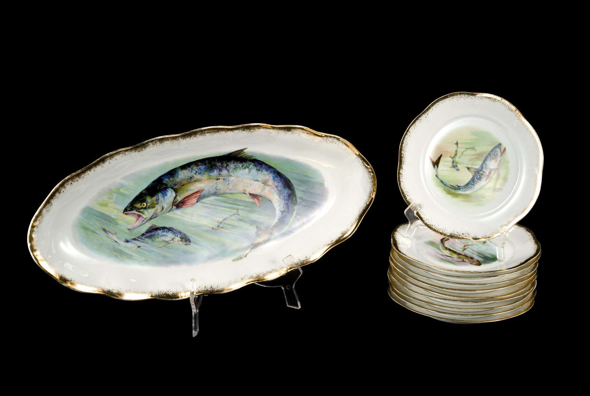 Mignon Porcelain Fish Platter and Ten Plates