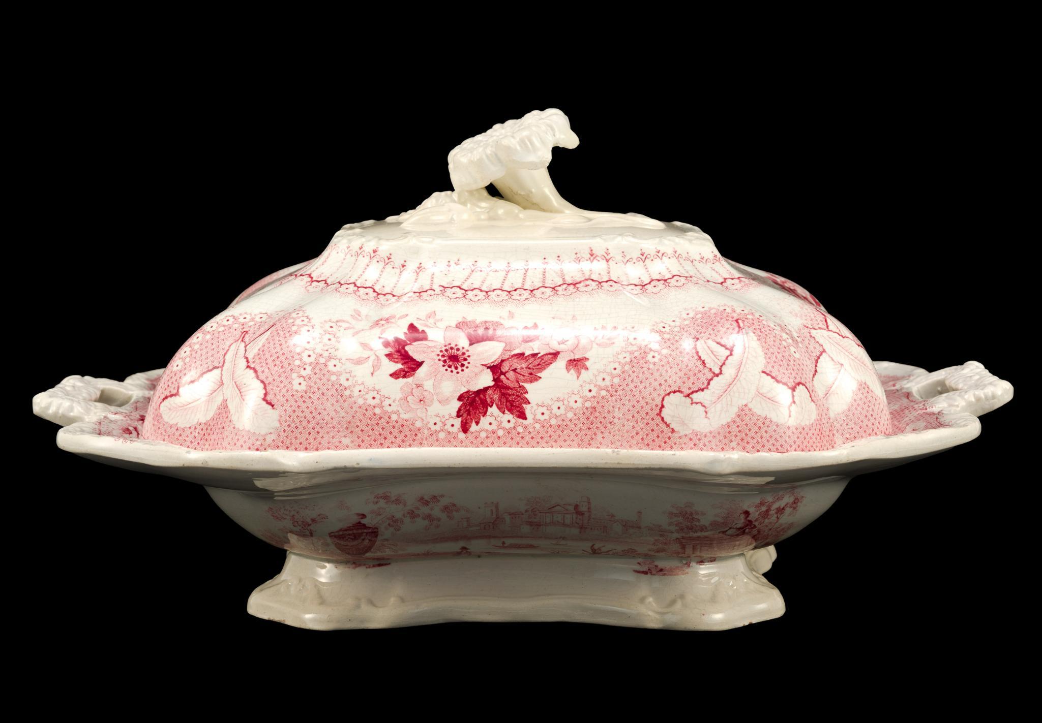 (Gilded Age Era) Clews Red/White Covered Vegetable Dish