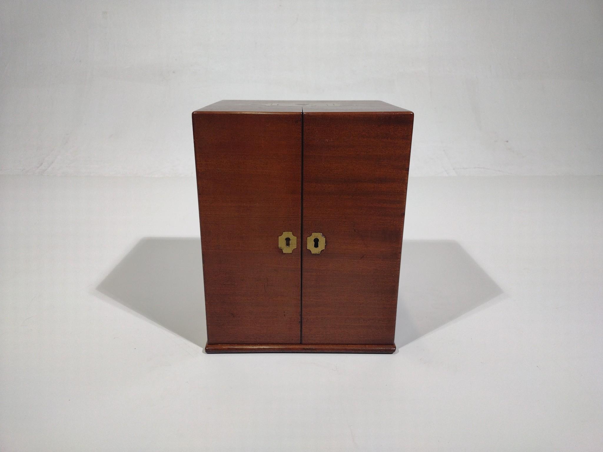 Travel Apothecary or Doctors Cabinet