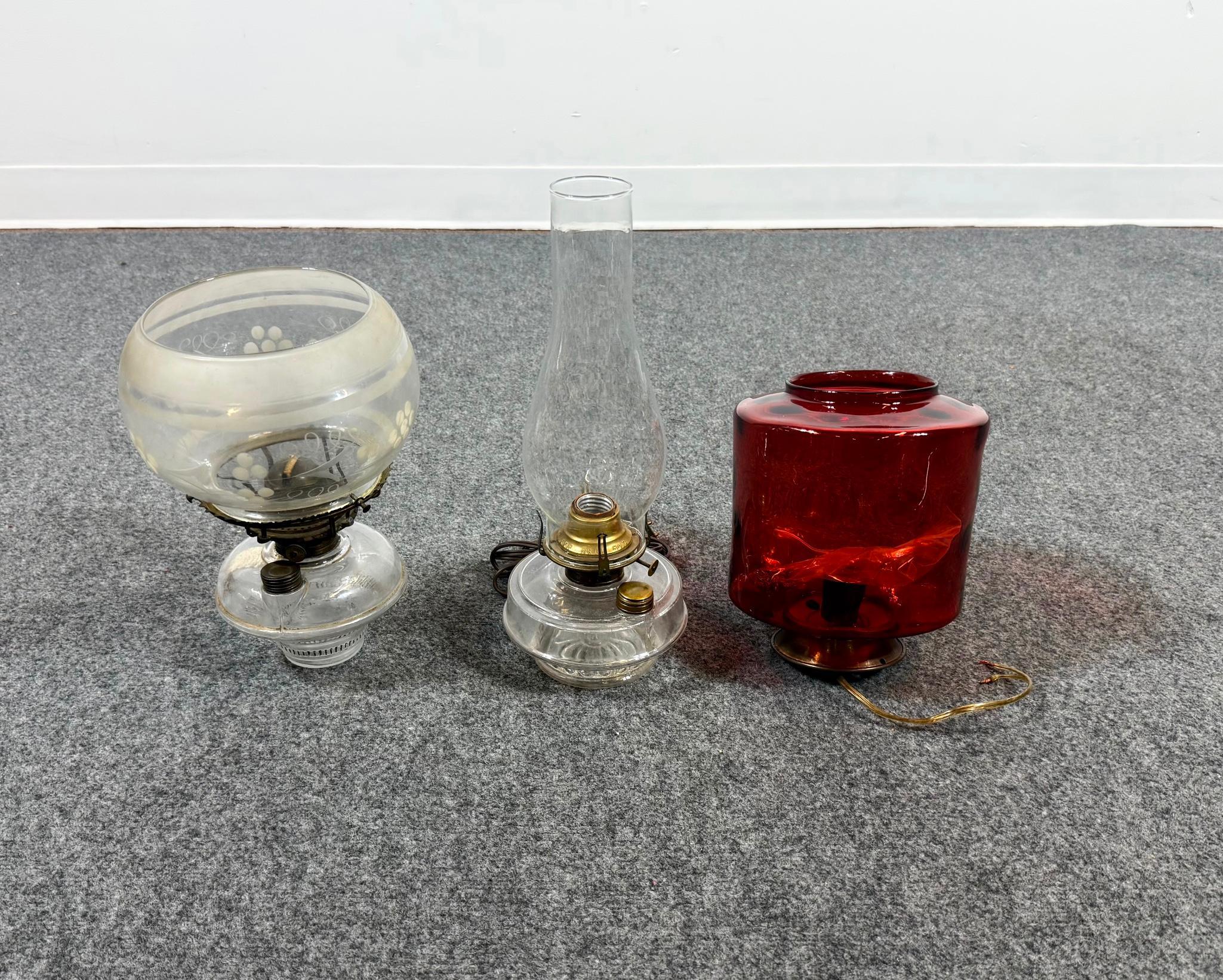 5 Hanging Lamps Incl. Oil Lamps