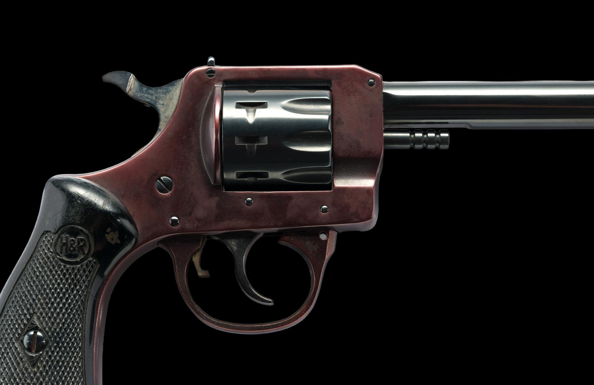 H&R Model 929 Double Action Revolver, Cal .22 lr