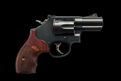 Smith & Wesson Model 19-9 Revolver, Cal. .357 Mag. Serial No. EEH6913 Smith & Wesson model 19-9 