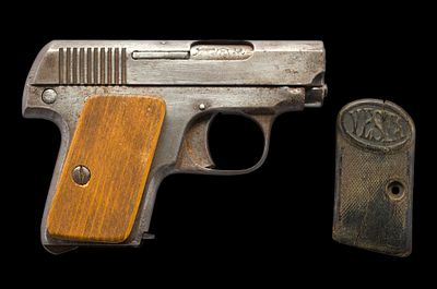 Vesta Model 635 Pocket Pistol, Cal. .25ACP. Serial No. NSN Vesta model 635 is a compact 