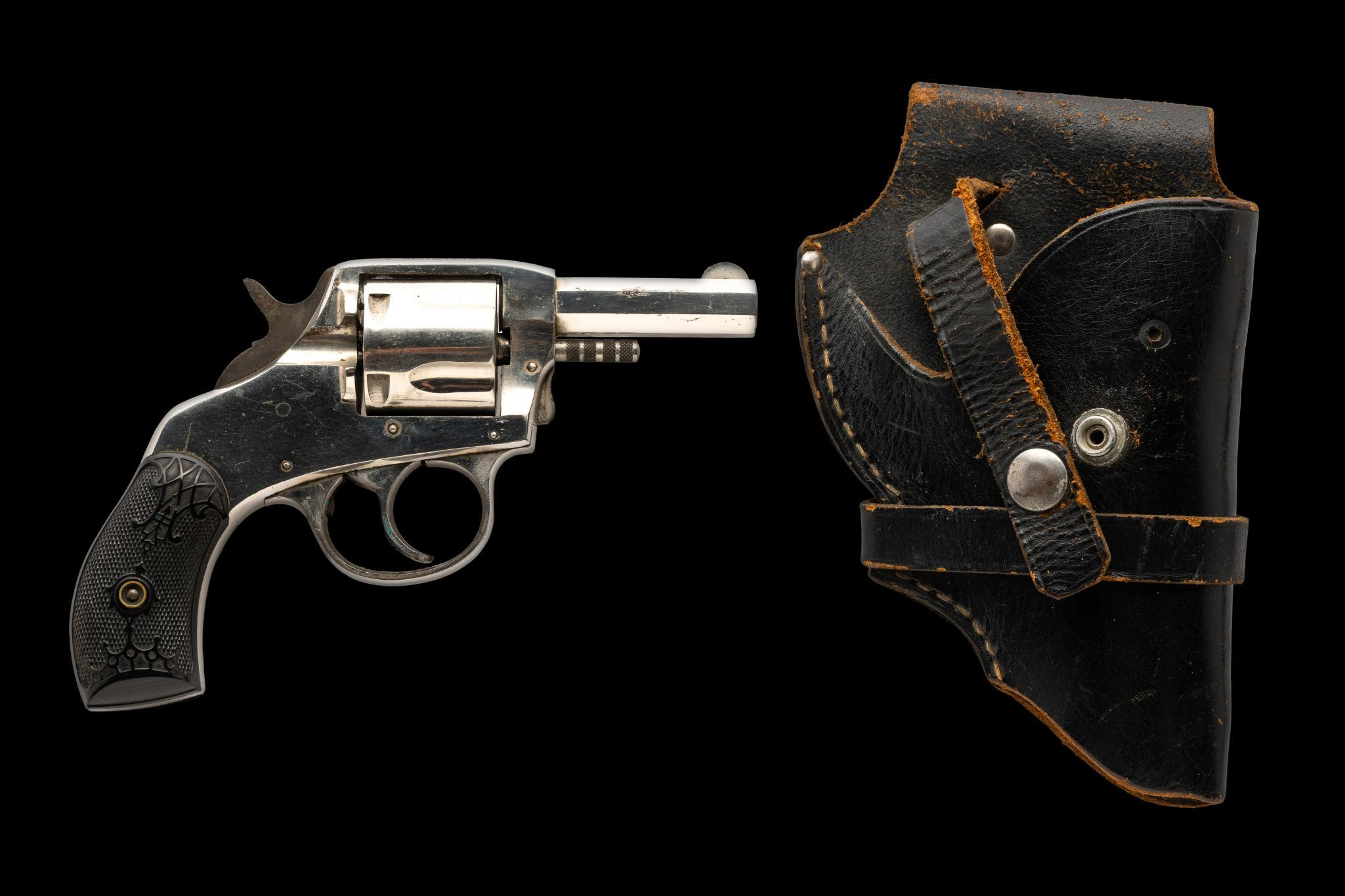 H&R "The American" Double Action Revolver, Cal. 38 S&W